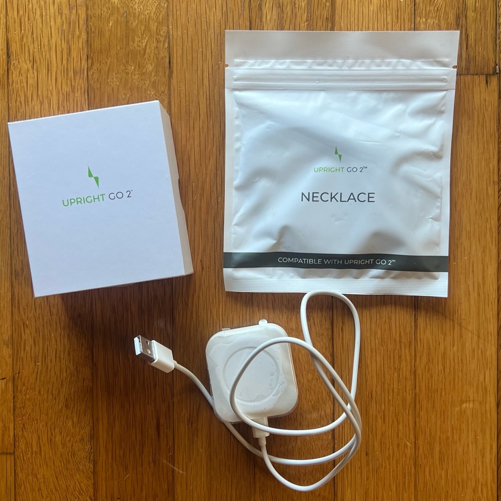 Upright Go 2 Posture Corrector + Necklace Accessory